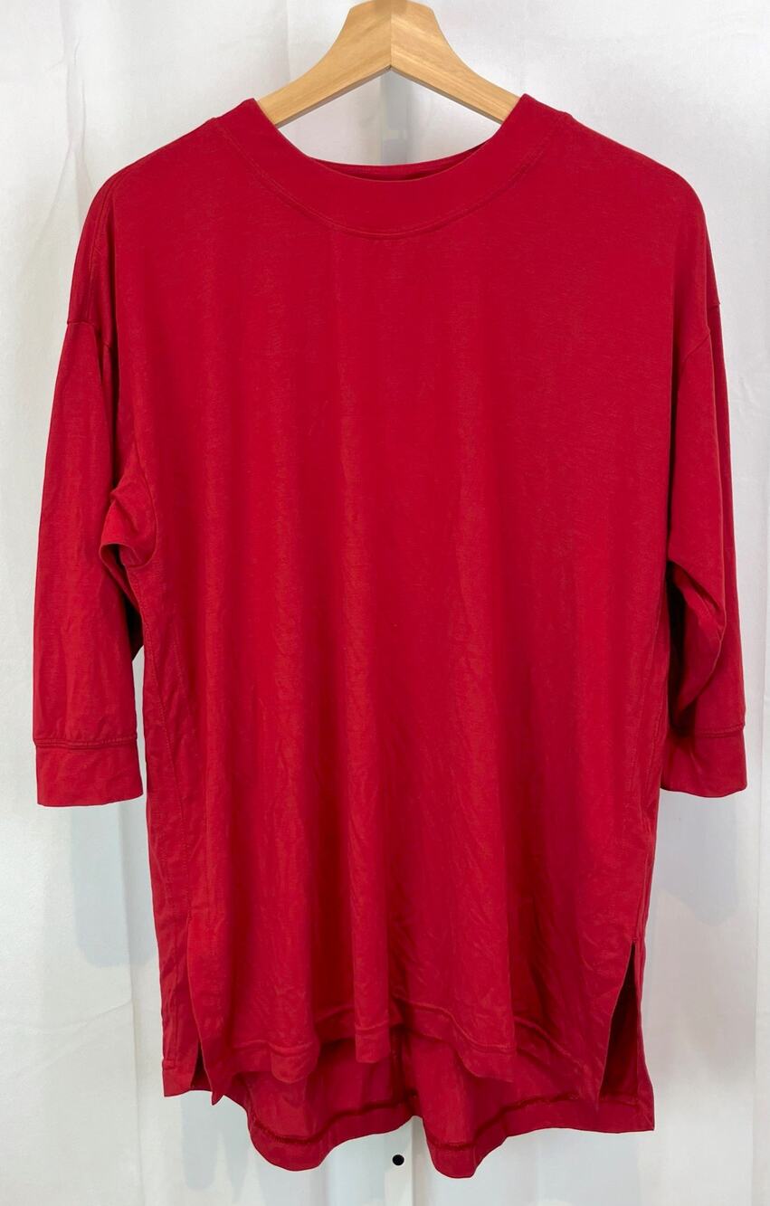 ATHLETA Size S Inspire Top 987312 Crew Neck 3/4 Sleeve Pullover Tunic Red
